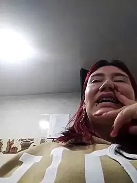 Cerecitaa02_ on StripChat 