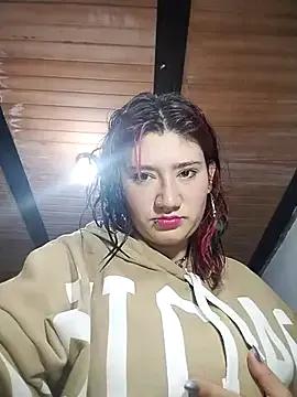 Cerecitaa02_ on StripChat 