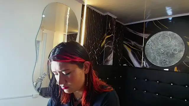 Cerecitaa02_ on StripChat 