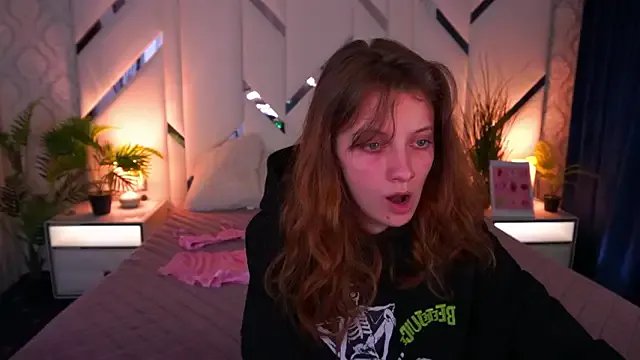 CuteeFoxy — change your panties ;))))