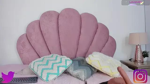 Daddysgirl1_ on StripChat 