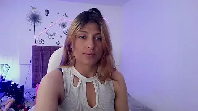 elena_detroya on StripChat 