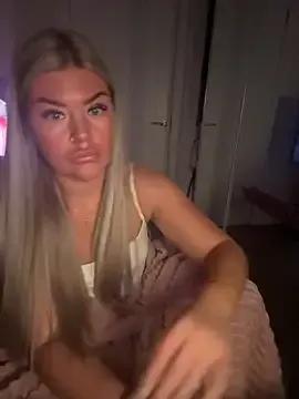 EmilyKingg's avatar