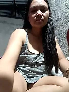 Everleigh_mom on StripChat 