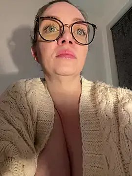 FemDom_RubyKnightXXO — Fuck dildo