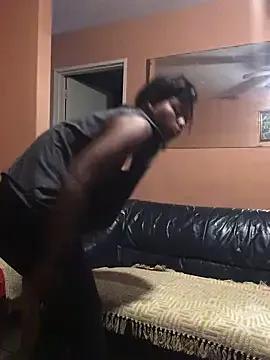 ffinegirl — I'm so horny Daddy I want to squart