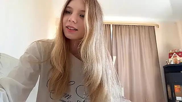 FruityXo — Unbutton my shorts ^^