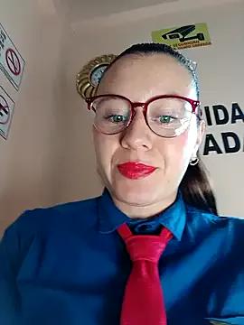 Hannah-colx — oiled ass + anal plug 