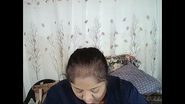 Indiantasha on StripChat