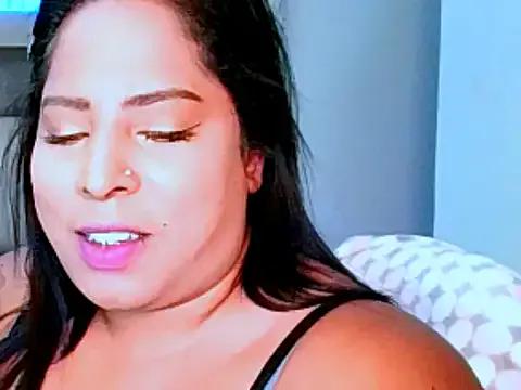 indiantopaz694u on StripChat