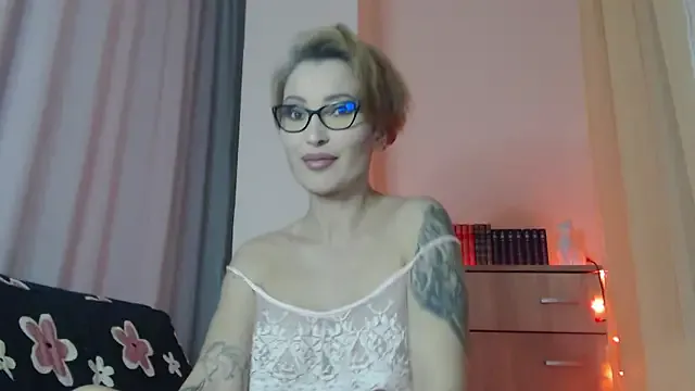 JADAPink___ on StripChat