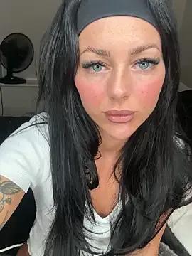 juicylucie — Moan your name 