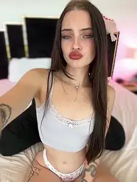 KarissaChantelle — Twerk For 1 Whole Song!! :ass:
