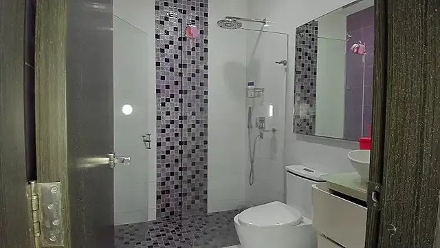 Katrina_hot1 — topless