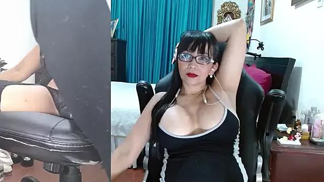 kelly_dirty_ on StripChat 
