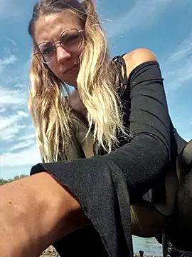 KierBearKisses — Dildo Play 5 min