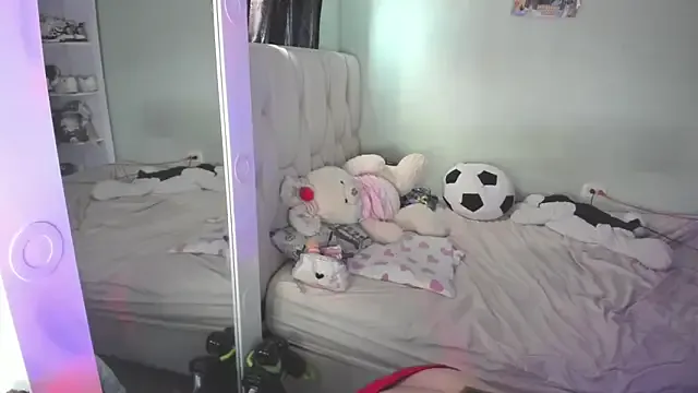 KittyKlum on StripChat