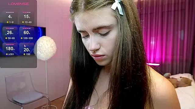 lanarhoadees18 on StripChat 