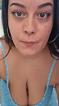 Larissa4U — fuck pussy + squirts