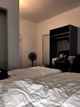 Linalicious — 1. Last tipper wins a Video