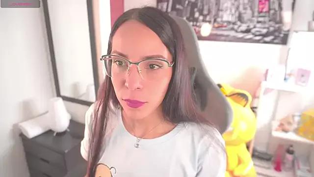 little-eli on StripChat 