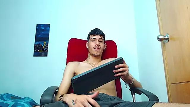 littledemon777 on StripChat 