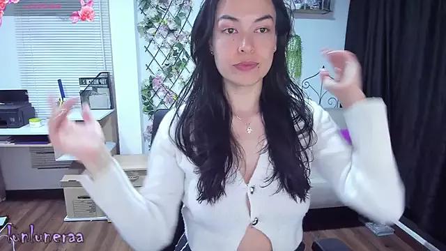 Lunlunera on StripChat 