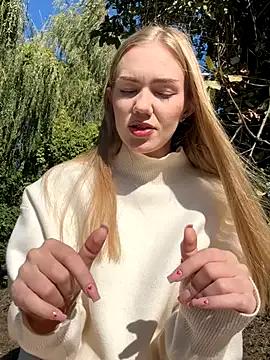 MilaMoone — 2 finger+Show my WET PUSSY sweet shot