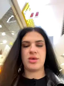 MiraReach — Sucking a dildo 