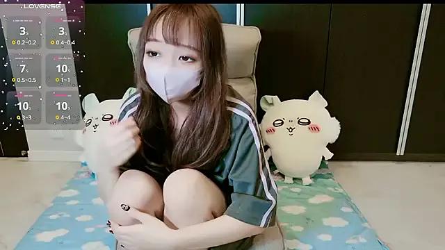 MIZUHO_05 — Group on StripChat