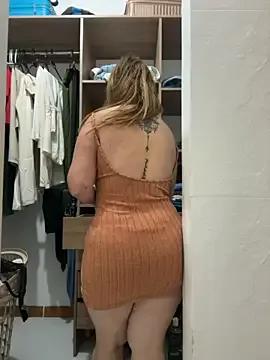 moniquerainx's avatar