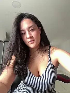 Nina_lovi on StripChat