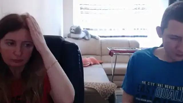 PeterAndJen on StripChat 