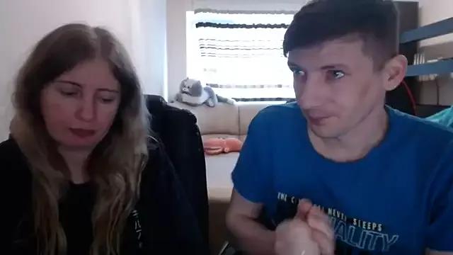 PeterAndJen on StripChat 