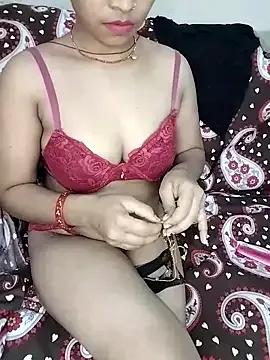 Riiall_mom on StripChat 