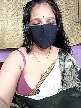 Rising_Smiler on StripChat 