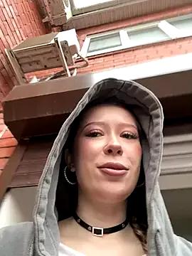 RollDolls — HOT STRIPTEASE