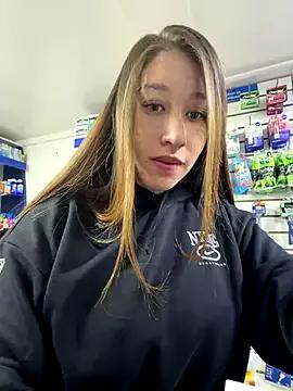 roouse — SHOW YOUR TITS TO THE CUSTOMER !