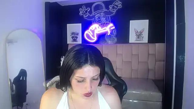 samantha_b1_ on StripChat 