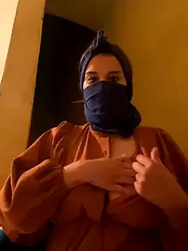 SaraChouchou — Freechat on StripChat