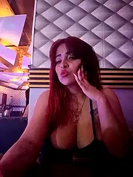 Sarah917 on StripChat 