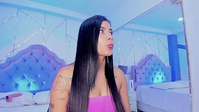 SelenaStonne on StripChat 