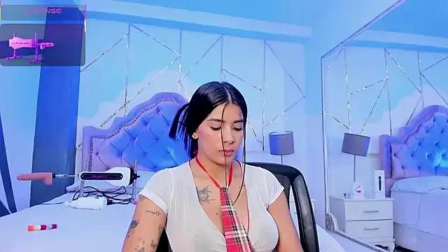 SelenaStonne on StripChat 