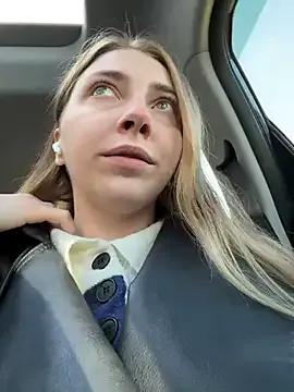 Sunny___Bunny — Play with fingers inside tight pussy