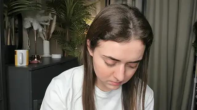 ThelmaJusto — Time for hands work (handbra)